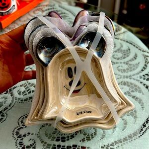 New Disney Mickey and Minnie
Ghost Measuring Cups